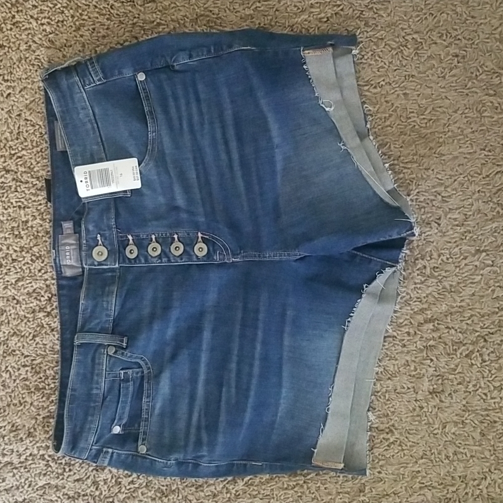 Torrid short & tee outfit